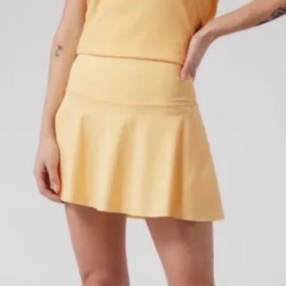 Athleta Yellow Ace Tennis 13.5 Skort Zip Pocket - Picture 1 of 2